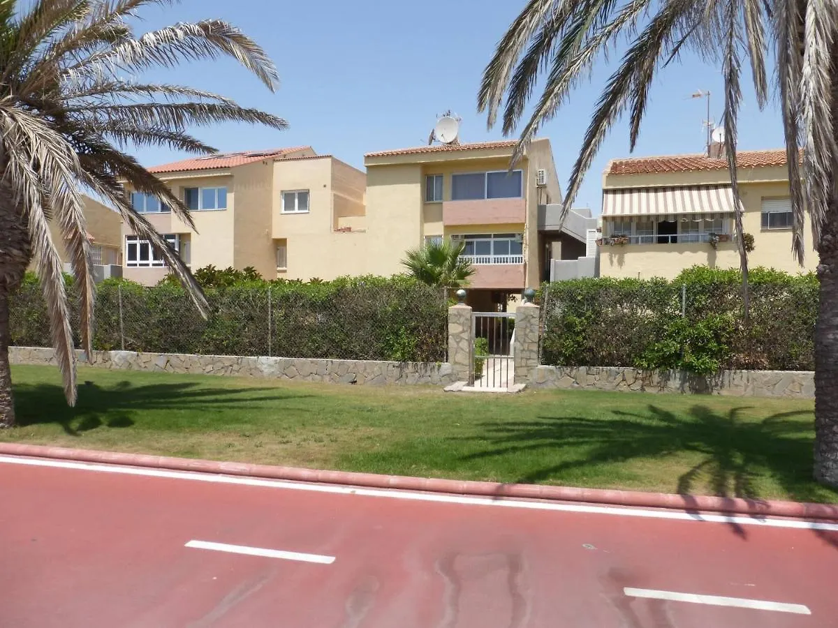 Don Paco - Front Line Of The Beach Apartment Roquetas de Mar
